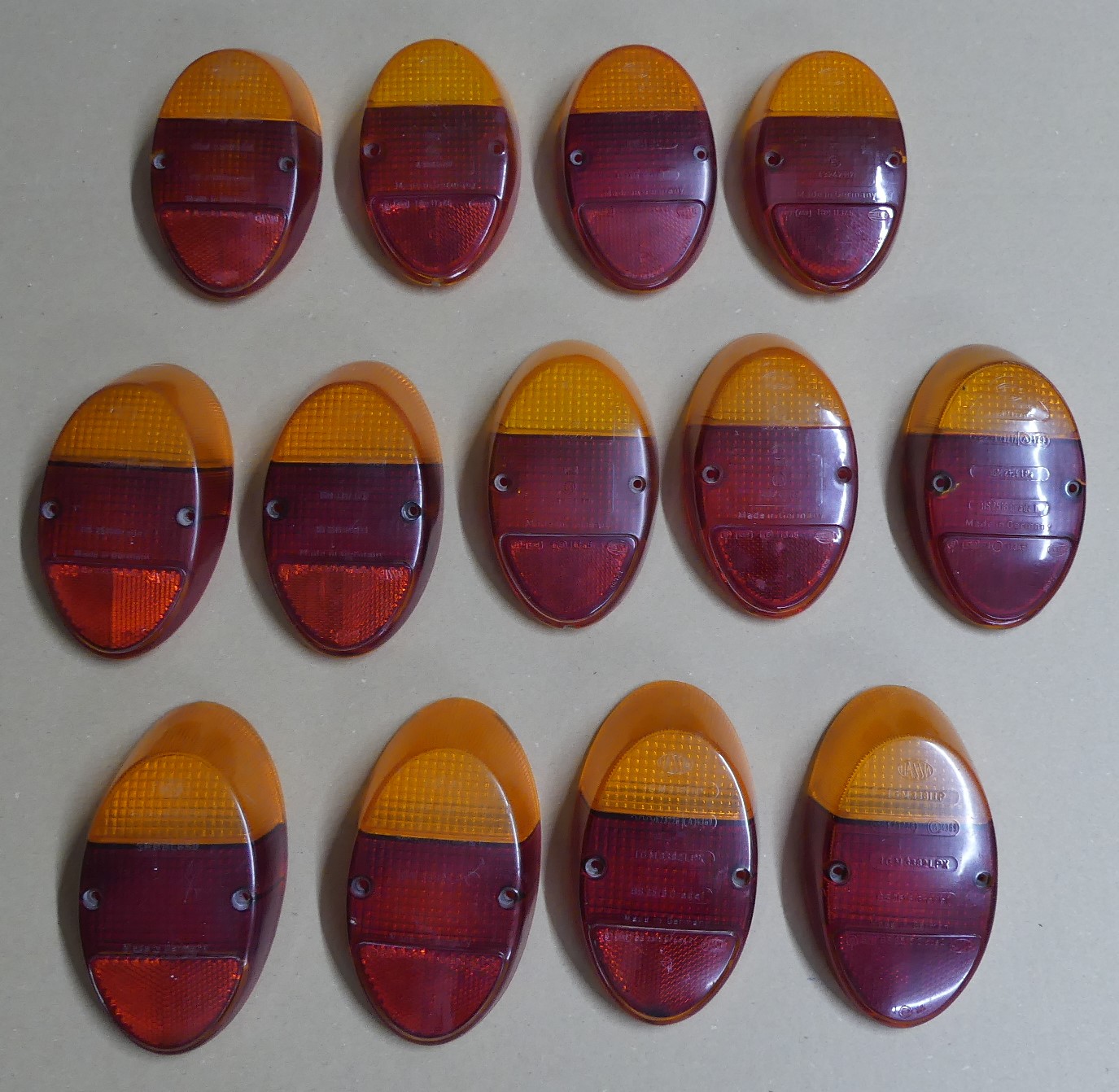 Rückleuchtenglas, 5.61-7.73, rot/orange (original, Gebrauchtteil) Rückleuchtenglas, 5.61-7.73, rot/orange (original, Gebrauchtteil)