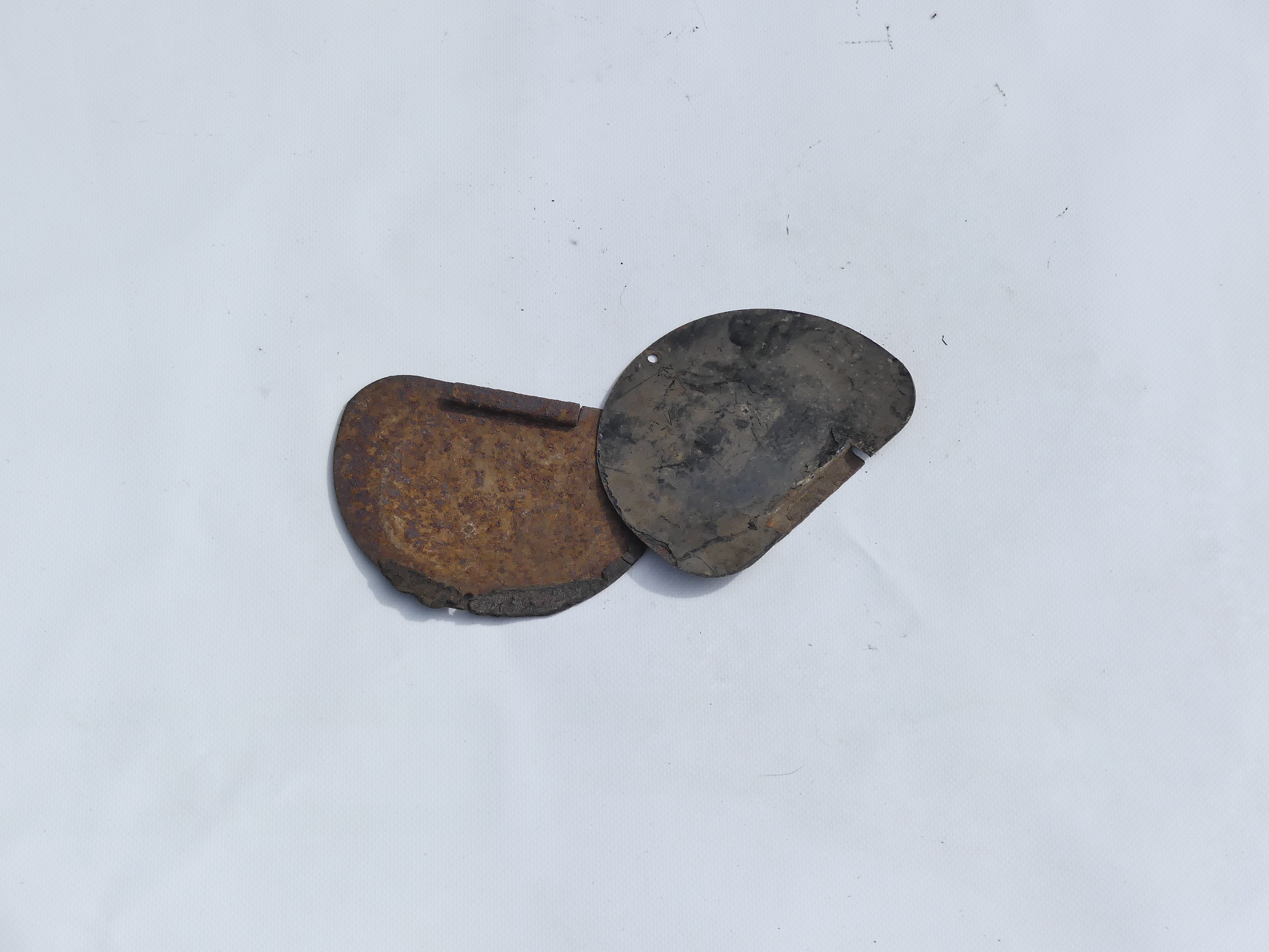 Deckel, Innenwand, halbrund, 8.60- (Gebrauchtteil) Deckel, Innenwand, halbrund, 8.60- (Gebrauchtteil)
