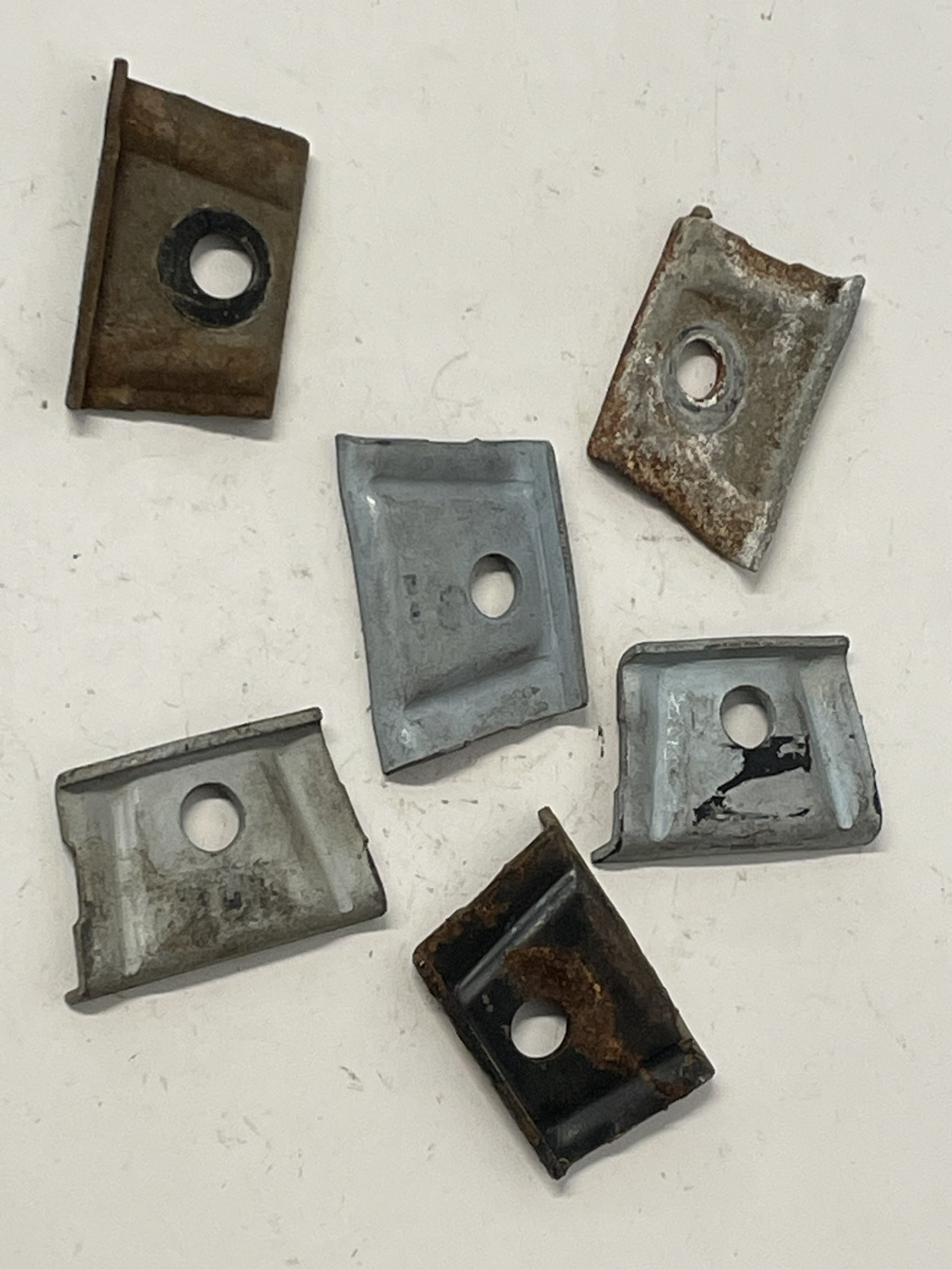 Halteplatte, Tank, alte Form, eckig (Gebrauchtteil)