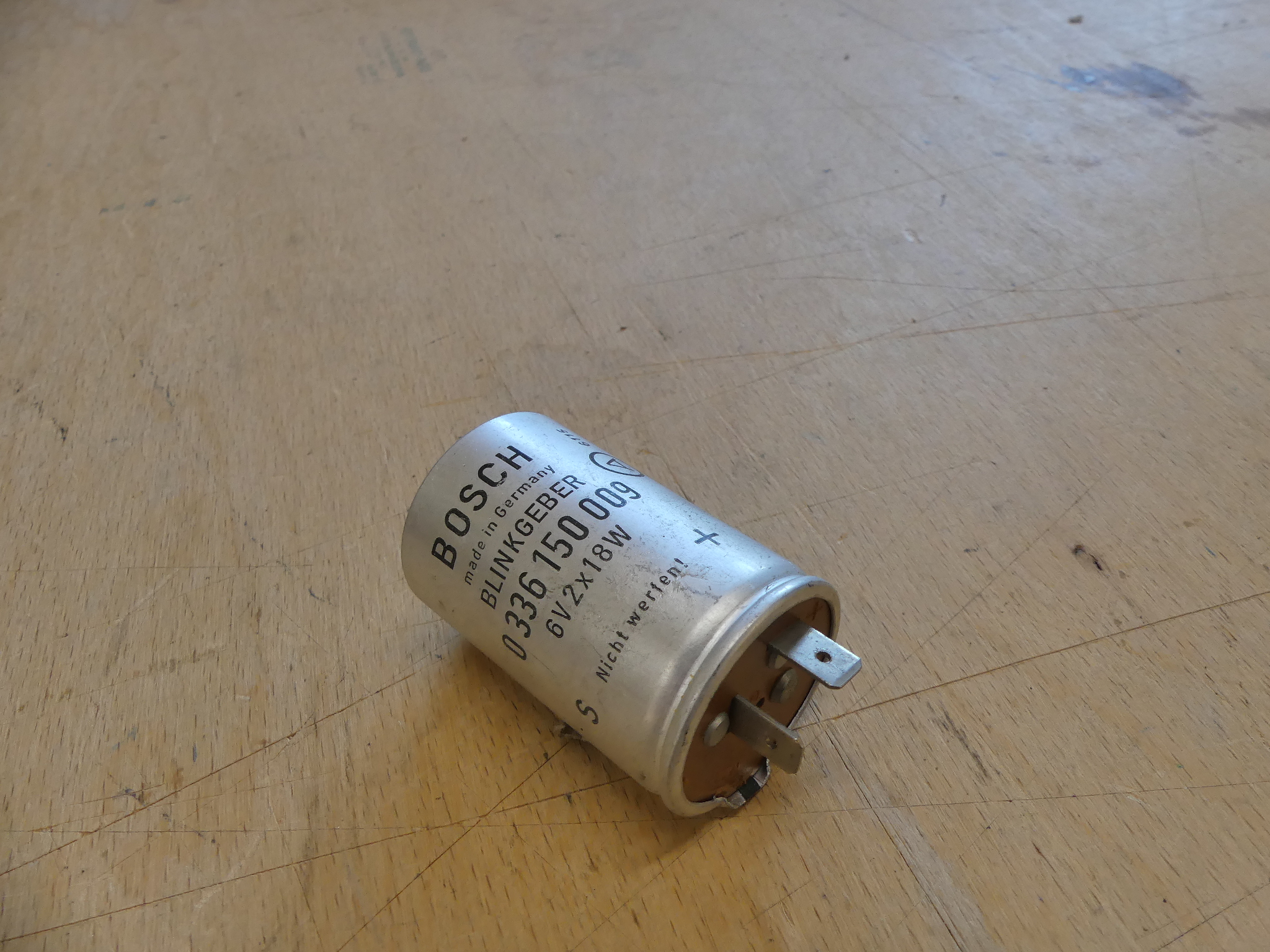 Relais, Blinker, 6 Volt, -7.62 (Gebrauchtteil) Relais, Blinker, 6 Volt, -7.62 (Gebrauchtteil)