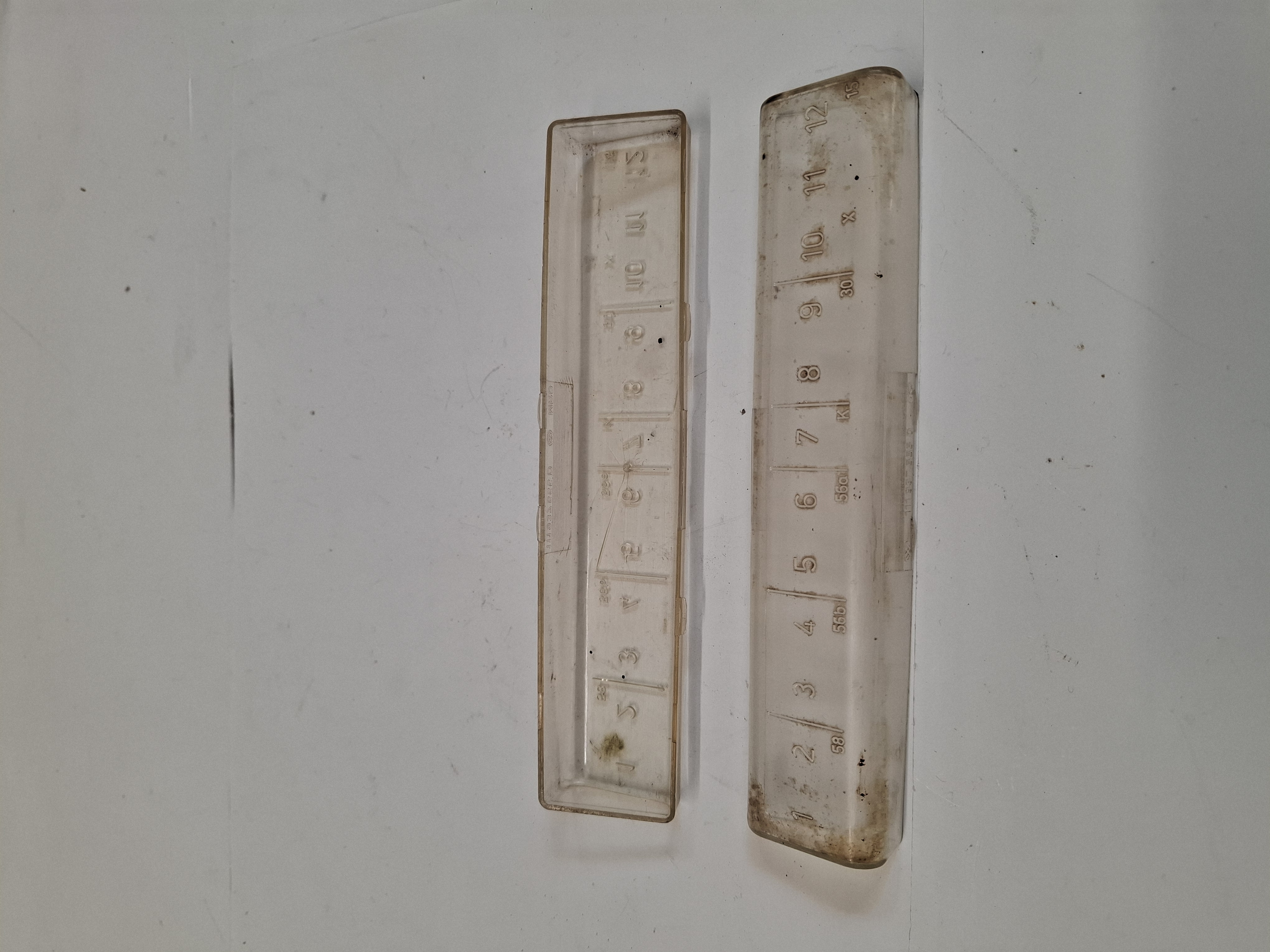 Abdeckung, Sicherungskasten, 8.70- , Gebrauchtteil Abdeckung, Sicherungskasten, 8.70- , Gebrauchtteil