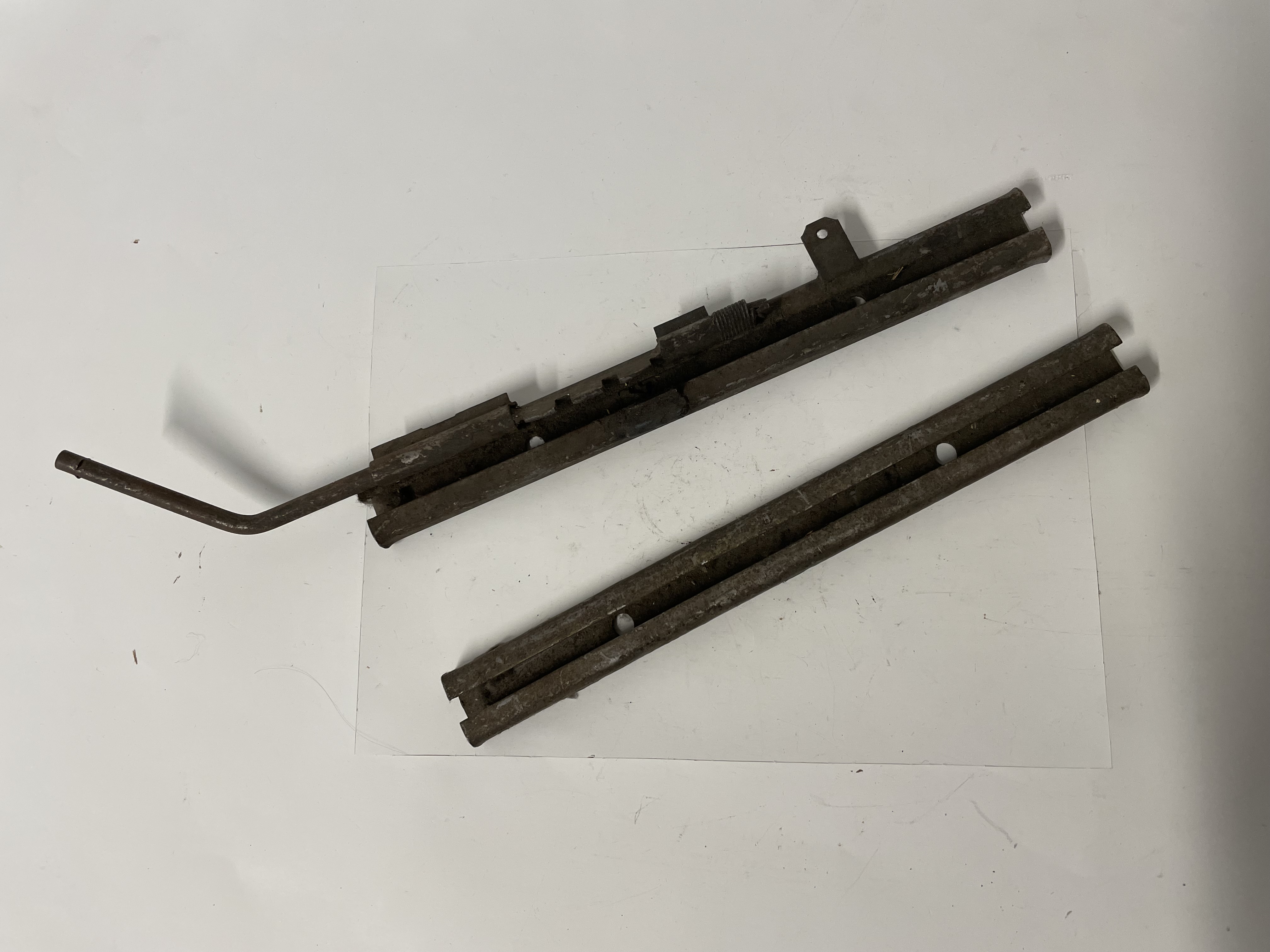 Führungsschienen Sitz 71/72 (NOS)