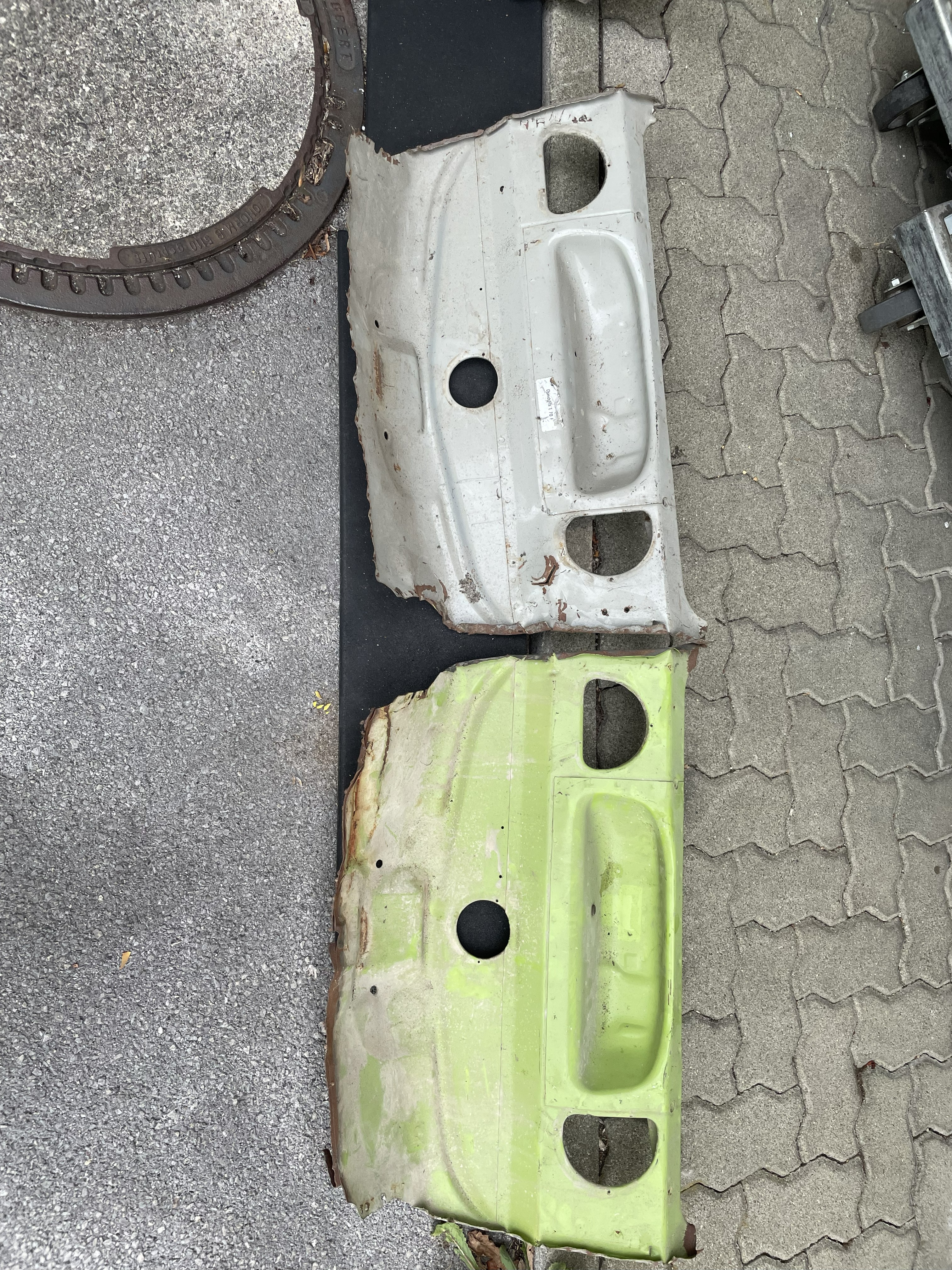 Innenwand, mit Reserveradwanne (Gebrauchtteil)
