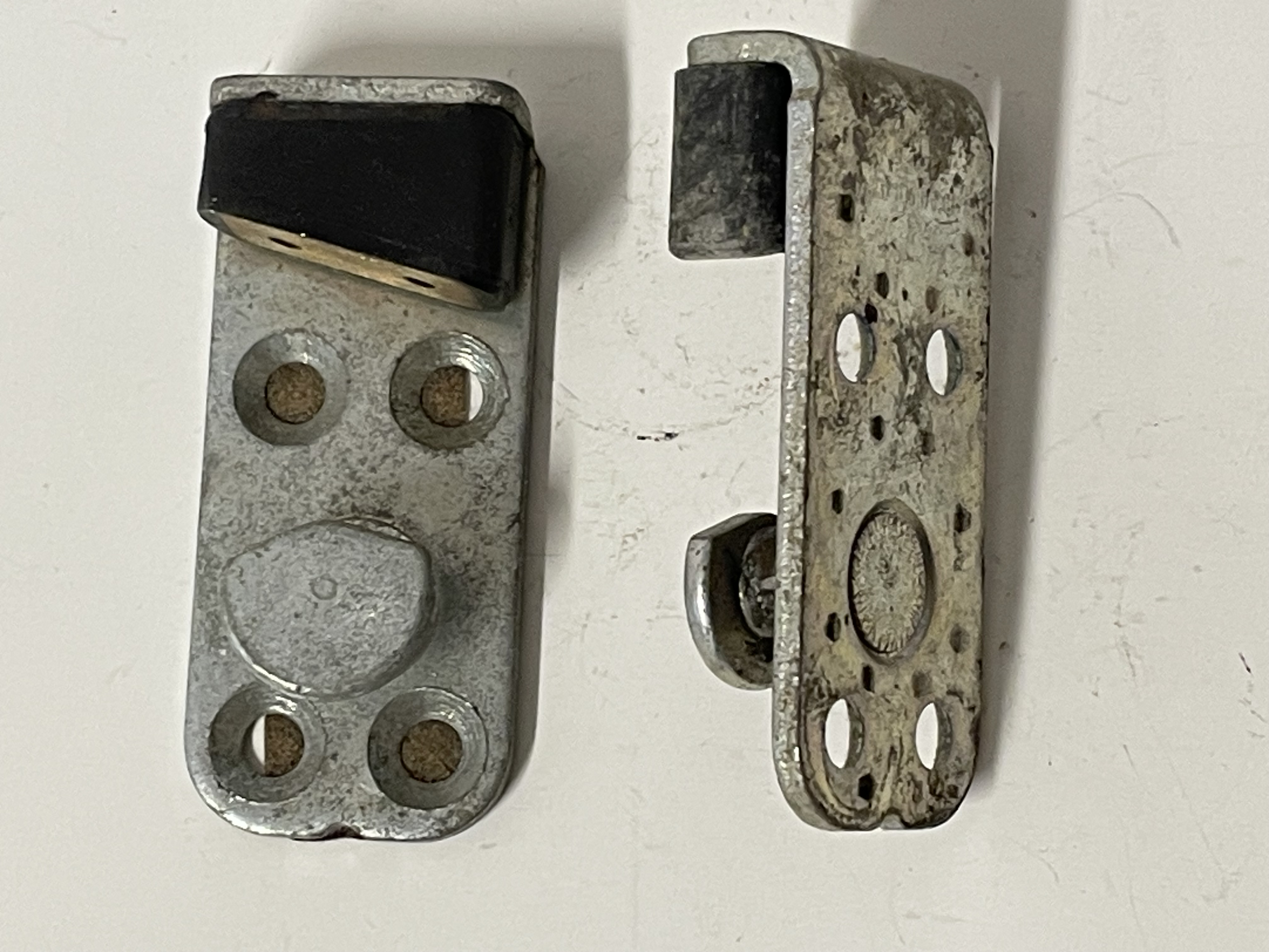 Schließplatte, 8.66-7.71, rechts (Gebrauchtteil)